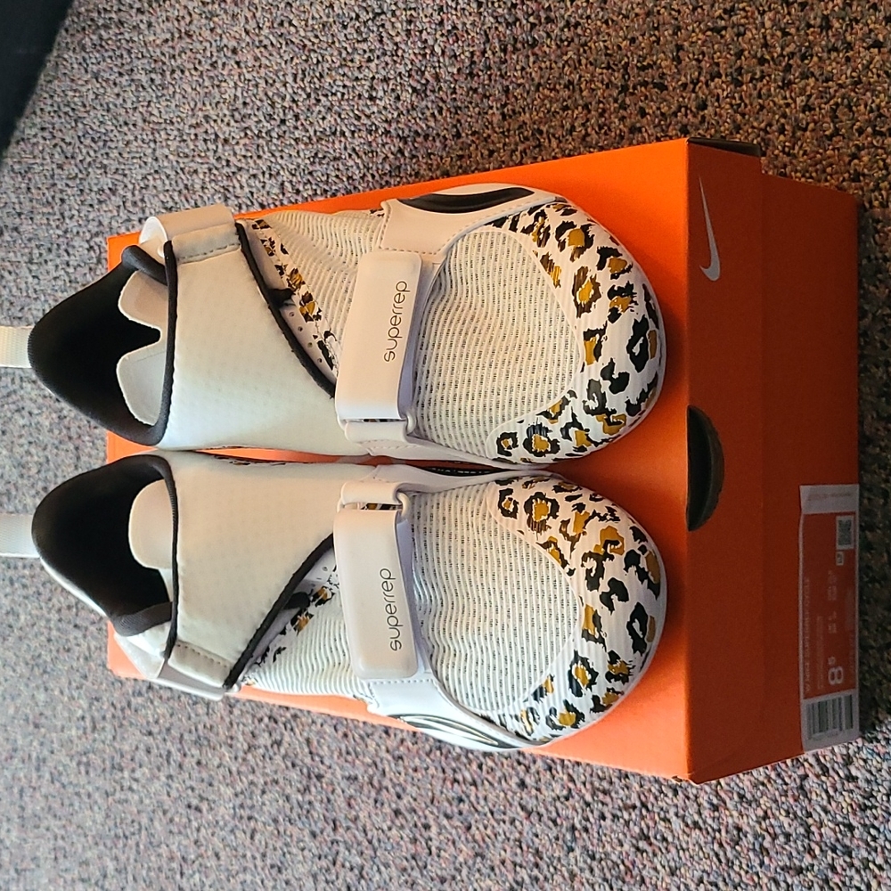 Nike Superrep Cycling Womens 8.5